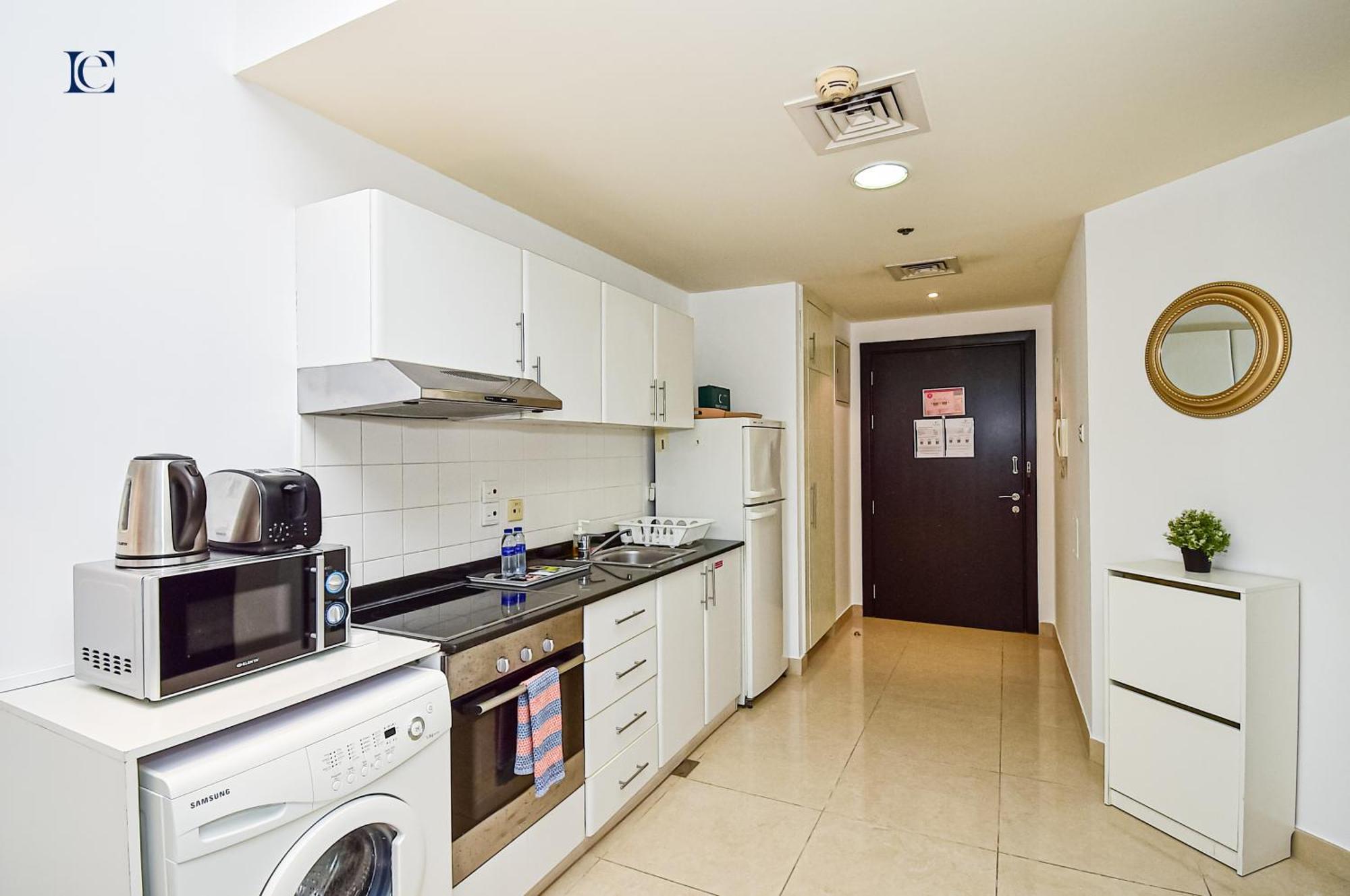 Luxury Escapes - Budget Studio With Balcony, Yacht Bay Marina Dubaj Kültér fotó