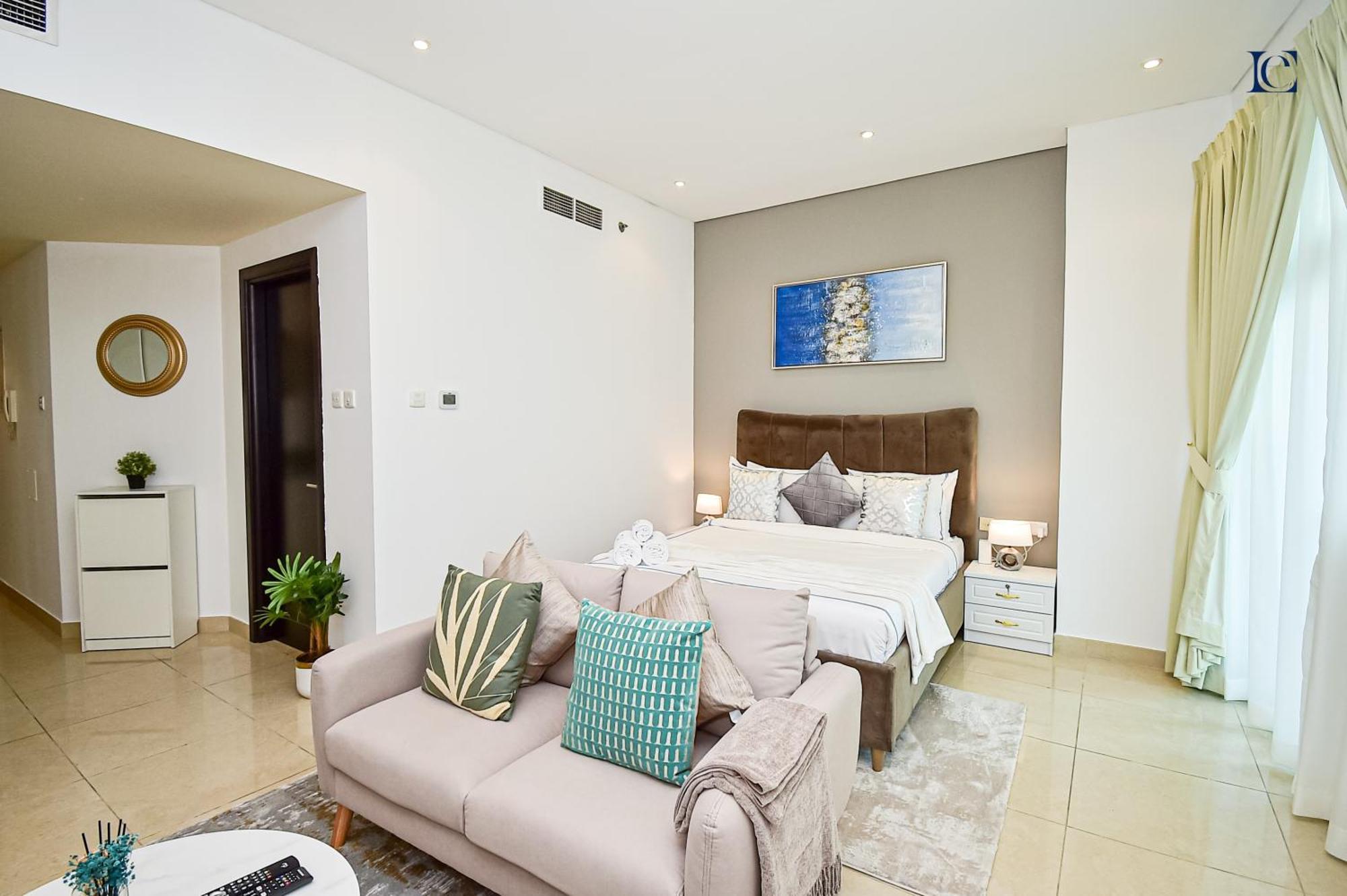 Luxury Escapes - Budget Studio With Balcony, Yacht Bay Marina Dubaj Kültér fotó